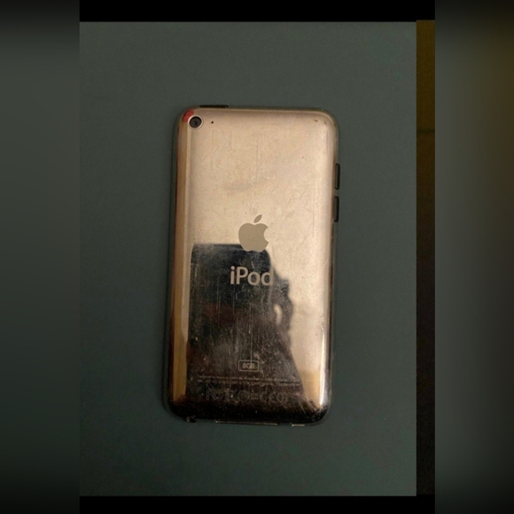 iPod Bundle - Picture 3 of 6